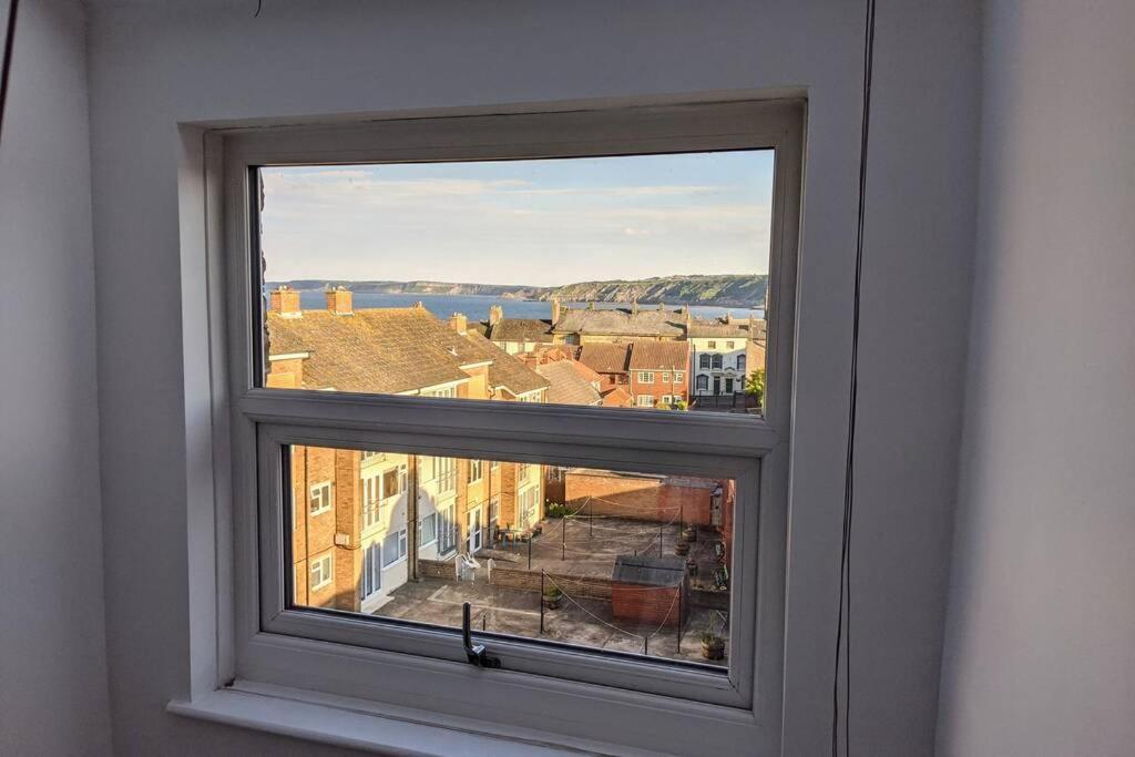 200 Year Old Large Townhouse With Sea Views Villa Scarborough Eksteriør billede